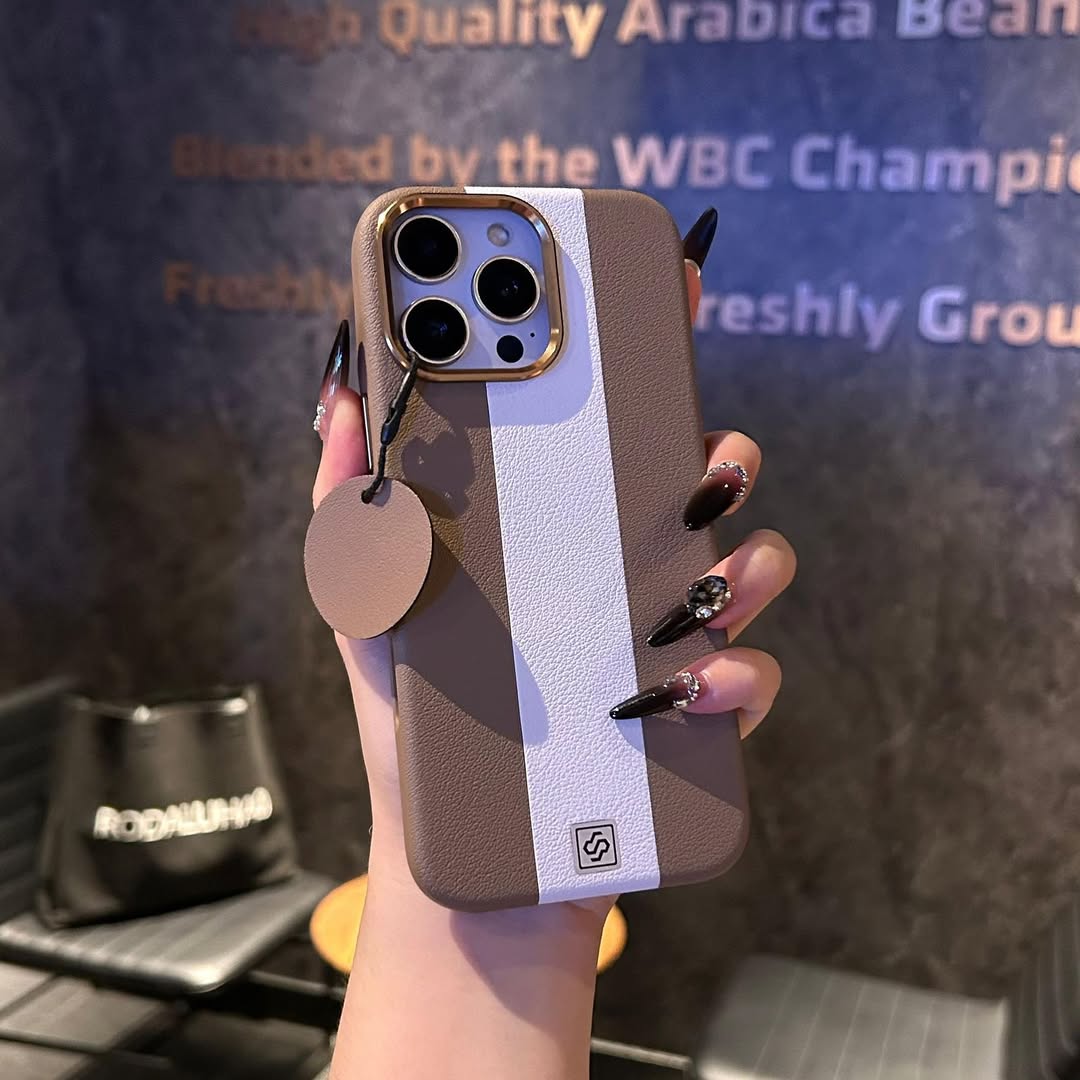 Signature Leather MagSafe Case – Premium Elegance for iPhone Series