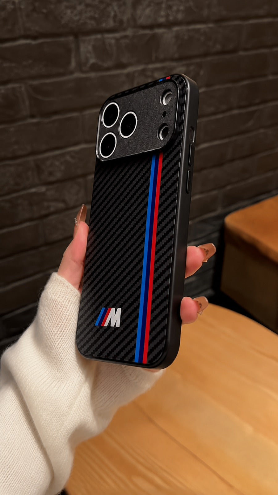 Luxury Carbon Fiber Back Cover Magnetic Phone Case